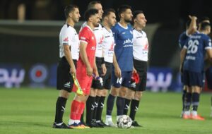 تصمیم داور در نتیجه بازی پرسپولیس و گل‌گهر تاثیر داشت؟