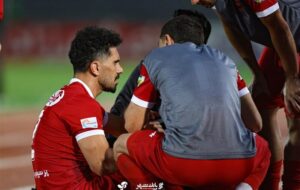 کاپیتان پرسپولیس چه مدت دور از میادین است؟