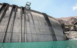 پشت پرده کمبود آب در کشور یک مافیای بی رحم قرار دارد/ اوست که می گوید کجا سد بسازند و کدام شهر و روستا تشنه بماند پشت پرده کمبود آب در کشور یک مافیای بی رحم قرار دارد/ اوست که می گوید کجا سد بسازند و کدام شهر و روستا تشنه بماند