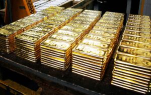 پشت پرده جهش تاریخی طلا را بخوانید/ تاریخ تکرار خواهد شد؛ تغییر قیمت طلا تا کجا ادامه دارد؟