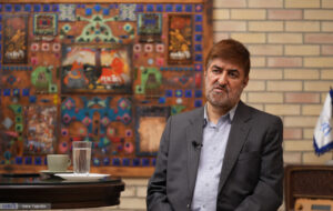 علی مطهری: آمریکا حرف خود را وسط مذاکره با ایران تغییر داد/ فعلا راهی جز مقاومت باقی نمانده/ شخصی مثل ترامپ در یک جا باید پوزه‌اش به خاک مالیده شود