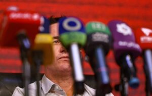 جلسه مدیر عامل و سرمربی پرسپولیس جلسه مدیر عامل و سرمربی پرسپولیس