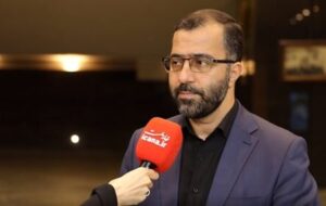 واکنش‌ یک نماینده به انتشار اسامی فرزندان مسئولانی که خارج از کشور هستند/ نباید اجازه دهیم دشمن به این موضوعات ضریب بدهد و ناامیدی ایجاد کند