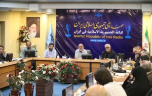 پژمان بازغی، فریبا کوثری، علی دهکردی، مهراوه شریفینیا و سیروس همتی در تئاتر شهر پژمان بازغی، فریبا کوثری، علی دهکردی، مهراوه شریفینیا و سیروس همتی در تئاتر شهر