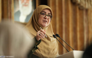 مهاجرانی: کوچک‌سازی دولت بدون تعدیل نیرو و کاهش حقوق‌ها خواهد بود