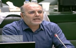 نماینده دورود: ایران در شرایط جنگی است | پیوستن به پالرمو و CFT می‌تواند به گشایش اقتصادی کمک کند