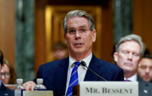 وزیر خزانه‌داری آمریکا: تحریم‌ها علیه روسیه فشاری حداکثری است