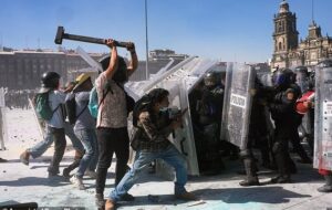 نسل زد شورش کرد / عکس نسل زد شورش کرد / عکس