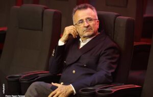 داورزنی: نمی‌شود با تقدیر الهی مبارزه کرد!