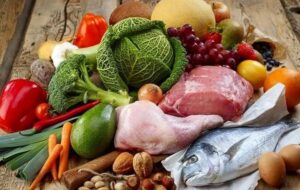 راهنمای تغذیه‌ی مغز در پاییز/ چه بخوریم که ذهن‌مان فعال بماند؟