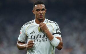 عکس| مردی که موش شد! عکس| مردی که موش شد!