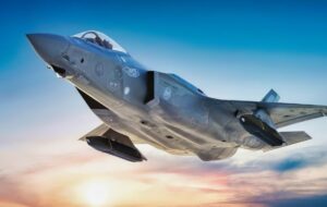 یک جنگنده اف ۳۵ آمریکا از سامانه راداری ناپدید شد