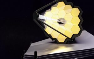 هوش مصنوعی جلوی «کور شدن» تلسکوپ جیمز وب را گرفت! هوش مصنوعی جلوی «کور شدن» تلسکوپ جیمز وب را گرفت!