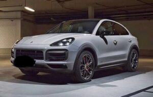 کشف خودروی ۲۰ میلیارد تومانی قاچاق در شمال تهران کشف خودروی ۲۰ میلیارد تومانی قاچاق در شمال تهران