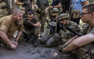 ​​​​​​​واشنگتن: مسکو و کی‌یف برای دستیابی به صلح باید با دادن امتیازات دشوار موافقت کنند