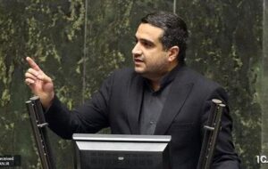 ادعای جنجالی یک نماینده مجلس؛ وقتی مردم برنج ندارند، در بندر شهید رجایی تُن تُن برنج یا در دریا ریخته می‌شود یا زیر باران فاسد می‌شود