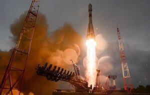 معاون وزیر ارتباطات: پرتاب همزمان ۳ ماهواره، نماد توان مهندسی و اعتمادبه‌نفس ملی است