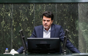 انتقاد نماینده اصفهان از عدم پاسخگویی وزارت نیرو/ اقناع مشروط یزدیان از پاسخهای وزیر نیرو/ فرصت ۶ ماهه برای اجرای برنامه ها انتقاد نماینده اصفهان از عدم پاسخگویی وزارت نیرو/ اقناع مشروط یزدیان از پاسخهای وزیر نیرو/ فرصت ۶ ماهه برای اجرای برنامه ها