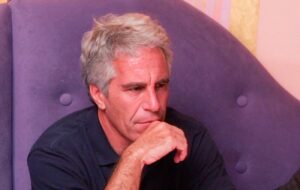 اپستین پیش از مرگ از تلاش هم‌سلولی خود برای سوءقصد به جانش خبر داده بود