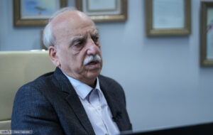 اگر ارز چندنرخی در ایران ادامه پیدا کند به سرنوشت ونزوئلا و آرژانتین دچار می شویم اگر ارز چندنرخی در ایران ادامه پیدا کند به سرنوشت ونزوئلا و آرژانتین دچار می شویم