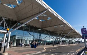 همه فرودگاه‌های کشور عملیاتی هستند/ مسافران قبل از عزیمت به فرودگاه تماس بگیرند