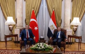 تاکید قاهره و آنکارا بر تثبیت آتش‌بس و آغاز مرحله دوم توافق غزه