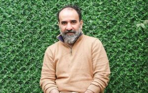 آخرین خبر از وضعیت جسمی رضا امیرخانی؛ ثبات حیاتی با شیب کند بهبود