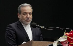 توضیح عراقچی در مورد «برکات تحریم» / از رفع تحریم‌ها غافل نیستیم / تحریم ما را ناگزیر کرد بزرگ‌تر بیندیشیم