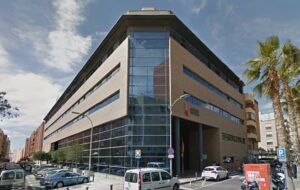 خبری که در شبکه‌های اجتماعی پربازدید شد/ اخراج به‌دلیل زود حاضر شدن در محل کار