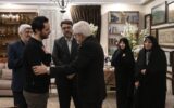 دیدار محمدرضا عارف با خانواده اشرف بروجردی/خانم وزیر راه هم بود + تصویر