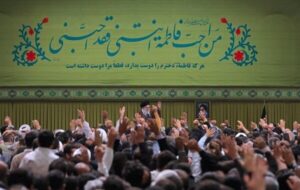 رهبر انقلاب در دیدار با هزاران نفر از مداحان اهل بیت(ع) تبیین کردند؛ لزوم تغییر آرایش تبلیغاتی و رسانهای در برابر تلاش دشمن برای تسخیر دلها و مغزها رهبر انقلاب در دیدار با هزاران نفر از مداحان اهل بیت(ع) تبیین کردند؛ لزوم تغییر آرایش تبلیغاتی و رسانهای در برابر تلاش دشمن برای تسخیر دلها و مغزها