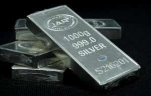 سقف‌شکنی کم‌سابقه؛ جانشین طلا رکوردی تاریخی زد/ سود ۱۰۶ درصدی به خریداران رسید