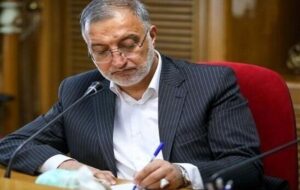 عضو شورای شهر: توصیه می‌کنم آقای زاکانی اینقدر برای ماندن تلاش نکند/ اگر پای رای جدی و اساسی برسد، بسیار بعید است که ایشان حد نصاب را بیاورد