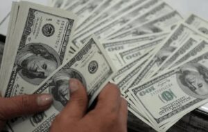 قیمت دلار، یورو و سایر ارزها امروز ۱۱ دی/ سیگنال عجیب همتی ؛ بازار ارز زیر و رو شد