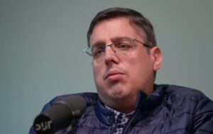 مدرس «زیست عفیفانه»: تنها وظیفه زن در ازای حقوق مالی «تمکین جنسی» است؛ رضایت او مهم نیست!