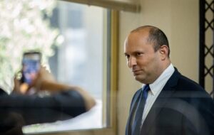 موبایل نخست‌وزیر سابق اسرائیل هک شد