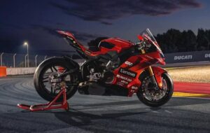 نسخه تولید محدود دوکاتی پانیگاله V4S با قیمت ۹۳ هزار دلار معرفی شد نسخه تولید محدود دوکاتی پانیگاله V4S با قیمت ۹۳ هزار دلار معرفی شد