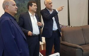 نه دنیامالی و نه تاج، نمی توانند در برابر بی اخلاقی های فوتبالی ها بایستند/ جریمه هم که می کنند برای درامد است