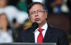 هشدار پترو به ترامپ: تهدید نکن، جگوار را بیدار خواهید کرد؛حمله به حاکمیت ما اعلام جنگ است هشدار پترو به ترامپ: تهدید نکن، جگوار را بیدار خواهید کرد؛حمله به حاکمیت ما اعلام جنگ است