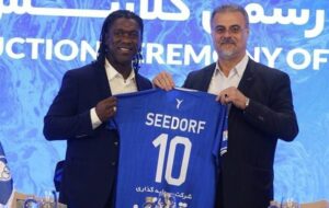 سفر پنهانی سیدورف به ایران؛ مرد هلندی با مدیران استقلال جلسه نگذاشت! سفر پنهانی سیدورف به ایران؛ مرد هلندی با مدیران استقلال جلسه نگذاشت!