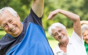 چرا بعد از ۴۰ سالگی قدرت خود را از دست می‌دهیم؟ راهنمای عملی برای بازسازی عضلات/ سارکوپنیا چیست؟