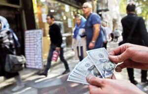 گزارش میدانی مهر از بازار ارز/ نرخ جدید دلار و یورو آزاد تعیین شد