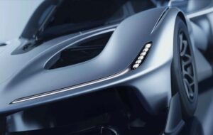 ابرخودروی ردبول به میدان رقابت آمد