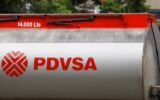 رویترز: صدماتی به تأسیسات نفتی ونزوئلا وارد نشده است