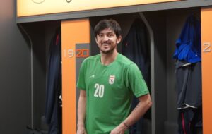 عکس | حمایت سردار آزمون از علی دایی