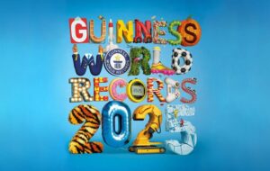 عجیب ترین رکوردهای گینس ۲۰۲۵؛ از نگه داشتن چوب کبریت در بینی تا خوک اسکیت‌باز