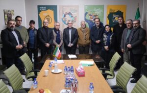 وزیر ارشاد از دبیرخانه جشنواره تئاتر فجر بازدید کرد وزیر ارشاد از دبیرخانه جشنواره تئاتر فجر بازدید کرد